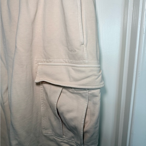 SKIMS Cream Track Pants - Picture 4 of 6